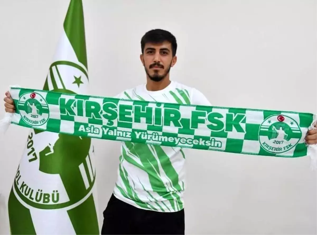 Elazığlı stoper Ömer Faruk Aydemir, Kırşehir FSK’ya transfer oldu