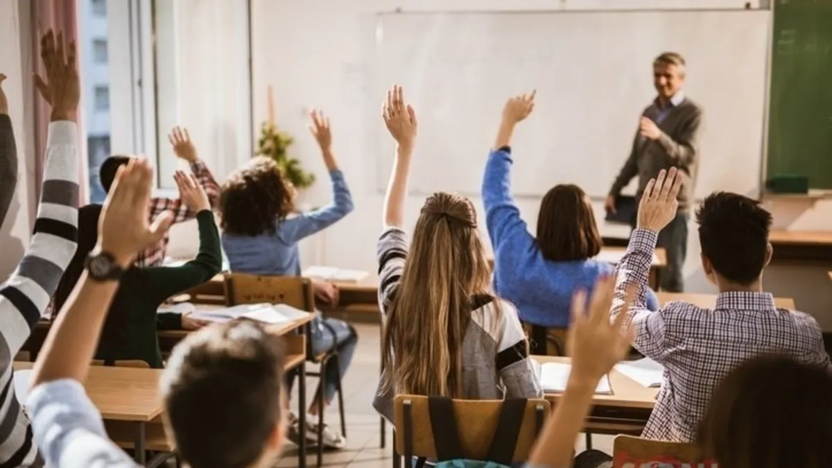 81 ile gönderildi: Yeni müfredatın sınıflarda uygulanmasına ilişkin usul ve esaslar belirlendi