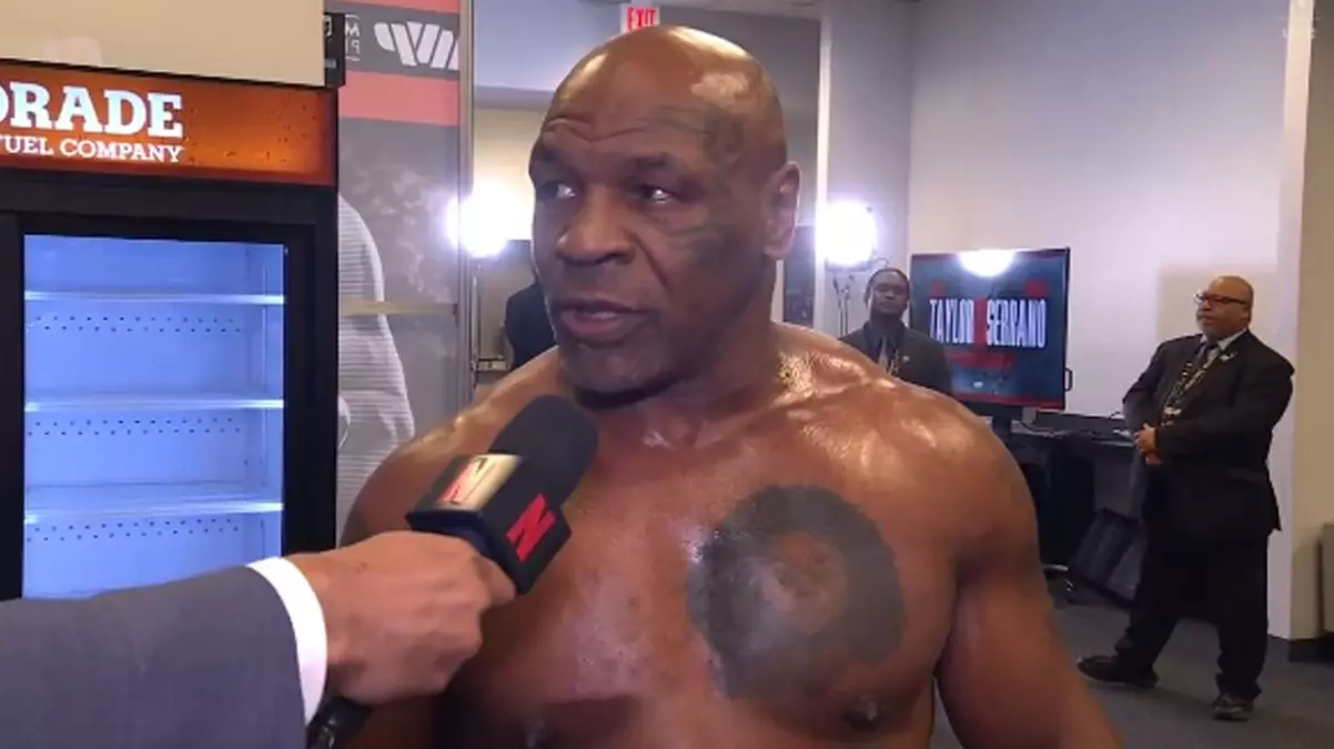 Mike Tyson – Jake Paul maçı öncesi skandal canlı yayın kazası, Tüm dünya çıplak vücudunu gördü